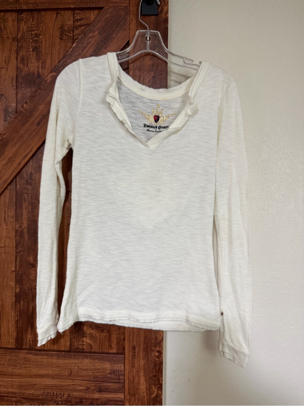 TWISTED HEART Cream Long-Sleeve Top with beaded, embroidered cross women . M
